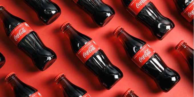 How much does Warren Buffett earn for each Coca-Cola sold?