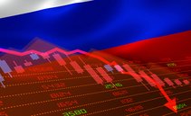 The ruble collapses (again), what is Russia doing wrong?
