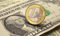 Investors dump dollar in bet that US rates have peaked