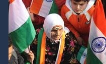 China Population Declines for first time in 60 years, India to soon take over