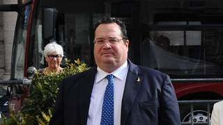 Italy wants everyone to retire at 64 and pay less tax on pensions: the government's budget plan