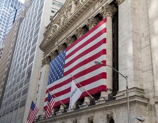 Dow Futures Rise 0.6% as Oil Slides Ahead of the Trump-Xi Summit — What to Watch Today