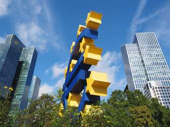 Eurozone inflation hits 3.8%, an ECB policymaker doesn't rule out an October hike as sovereign yields rise