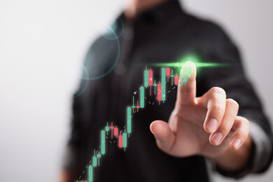 Value vs Growth Stocks: which should you buy today?