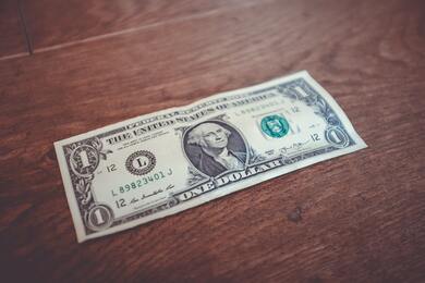 Why isn't de-dollarization taking off (yet)?