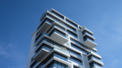 American Real Estate, record returns for 1-month ETFs