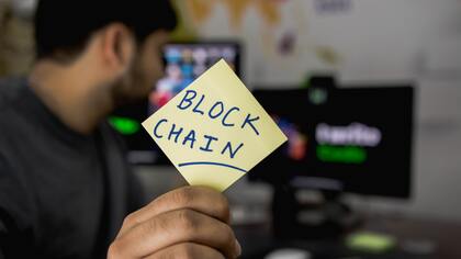 Best AI-themed cryptocurrencies in 2024