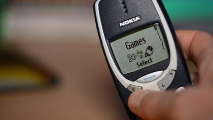 Say goodbye to smartphones, dumbphones are the new frontier of technology
