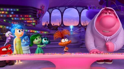 How to customize WhatsApp with Inside Out 2 characters