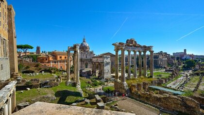 Almost 300,000 kilometers long. This map shows all the roads of the Roman Empire.
