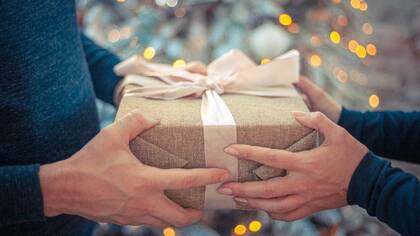 When to open Christmas presents according to tradition