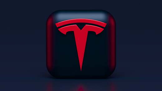 Tesla Q3 earnings: stock slides over 3% as auto revenue falls and Musk deflects on a SpaceX merger