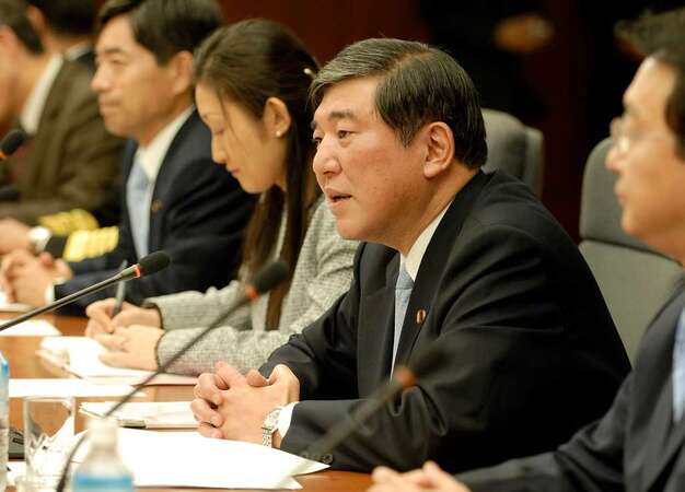 Yen plummets after Japan PM Ishiba changes mind on rate policy