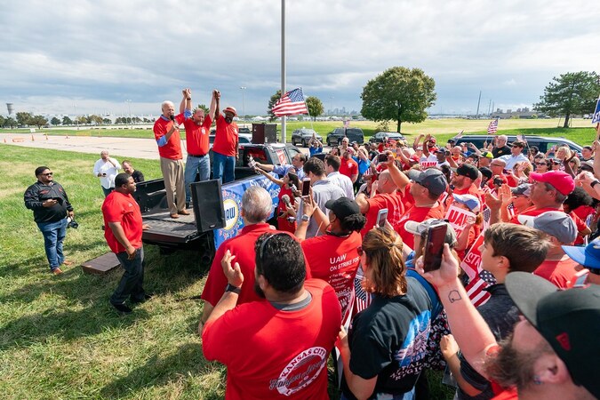 US auto workers strike comes to an end as unions agree to GM deal