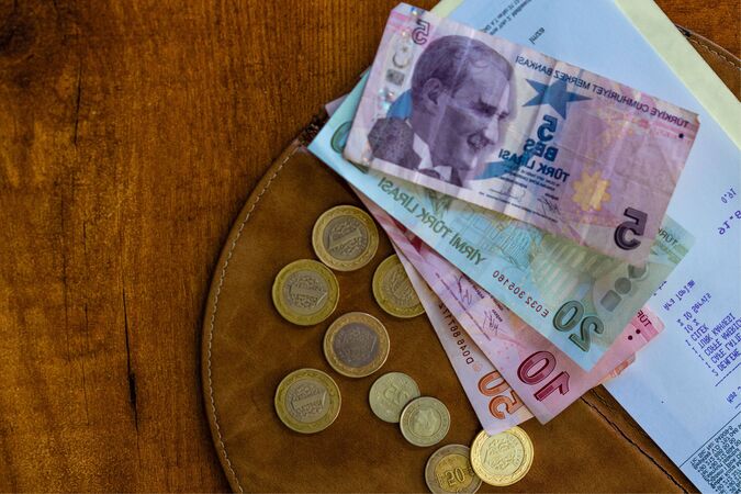 Turkish Lira keeps falling as Erdogan reshuffles financial institutions