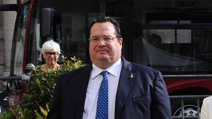Italy wants everyone to retire at 64 and pay less tax on pensions: the government's budget plan