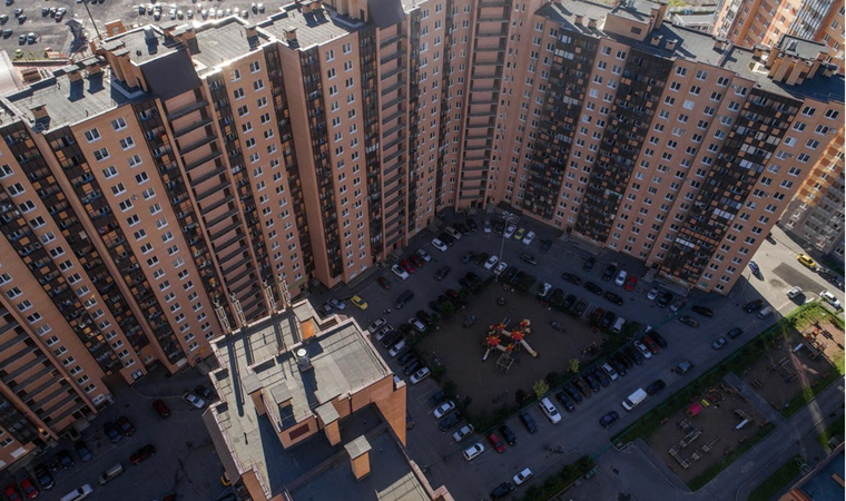 The “human anthill” in Russia houses 18,000 people who never leave their home