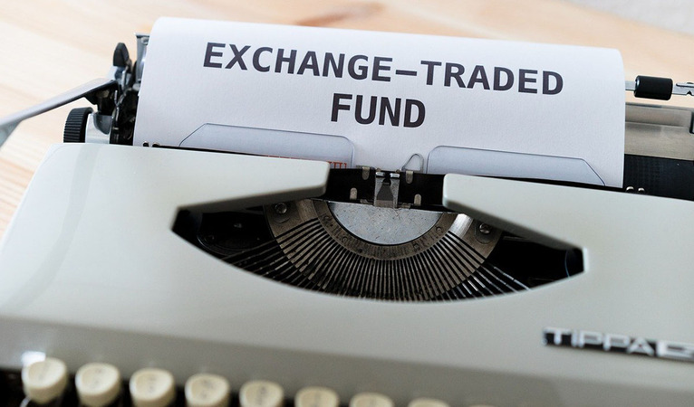 ETF investors shrug off election jitters and pump cash into Europe