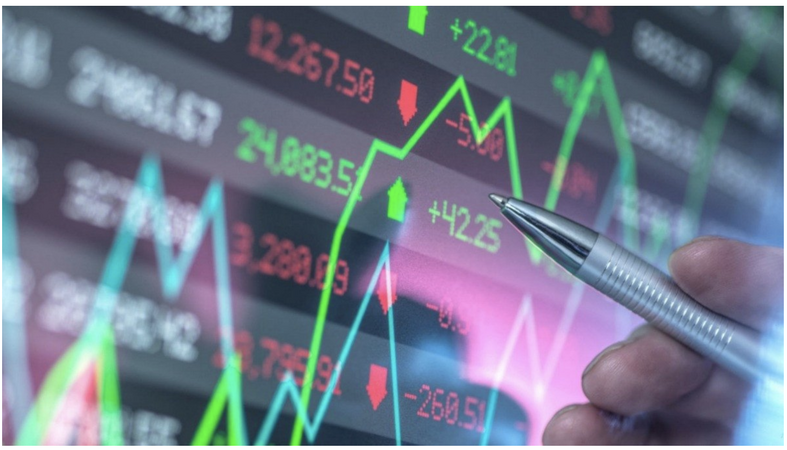 Wall Street is betting everything on AI in 2025. But beware of too-big-to-fail stocks