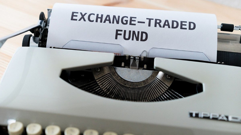 What is the ETFplus market and how does it work?