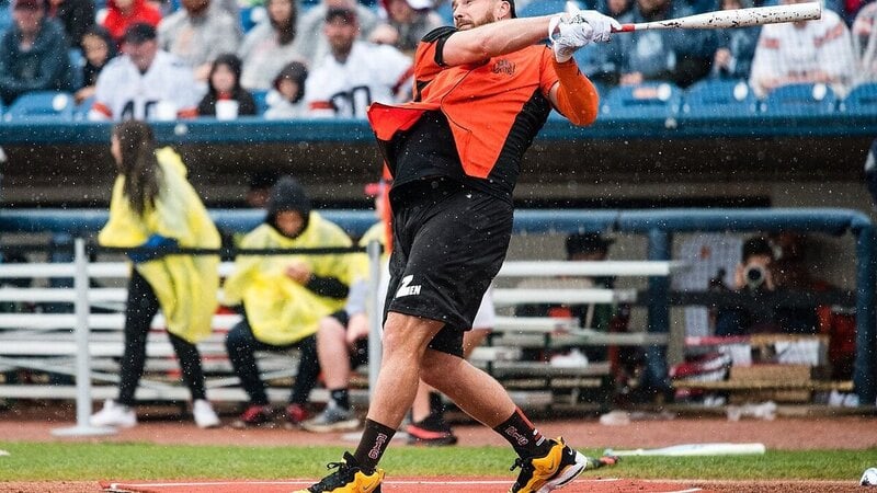 Travis Kelce Net Worth in 2026: $90 Million After His $54.7 Million Chiefs Extension