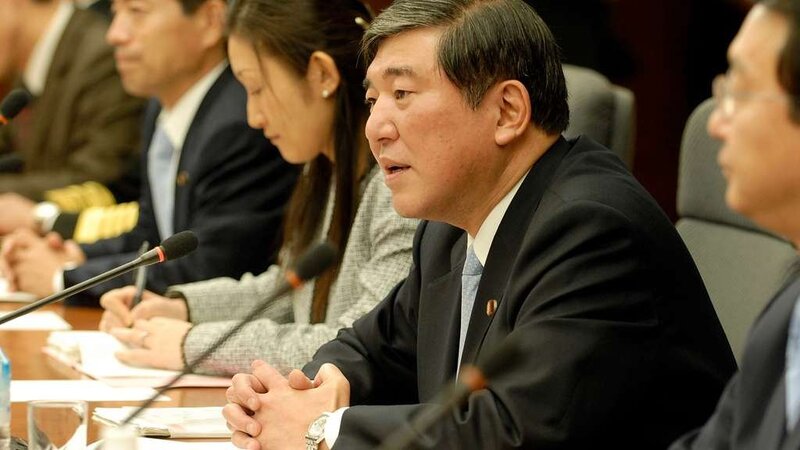 Yen plummets after Japan PM Ishiba changes mind on rate policy