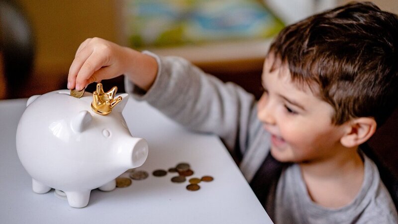 Teaching Kids About Money: Practical Tips for Raising Financially Savvy Children