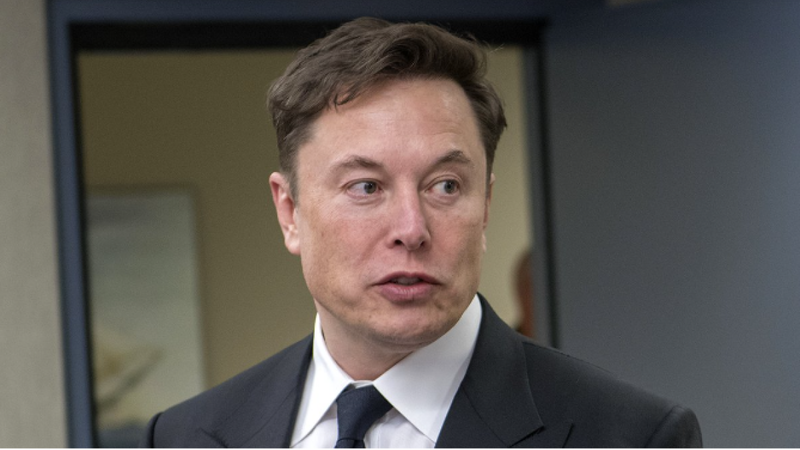 On AI, Elon Musk raises the alarm: "We are only 1 year away from the point of no return"