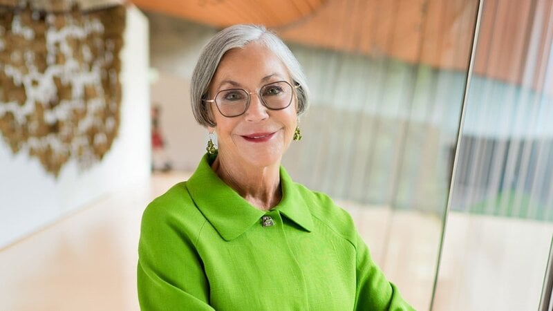 Alice Walton, the world's richest woman in 2026: how she spends her $138 billion fortune