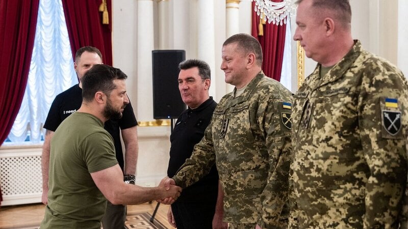 Ukrainian Intelligence: Crimea Reconquered in 2023. How can they do it?
