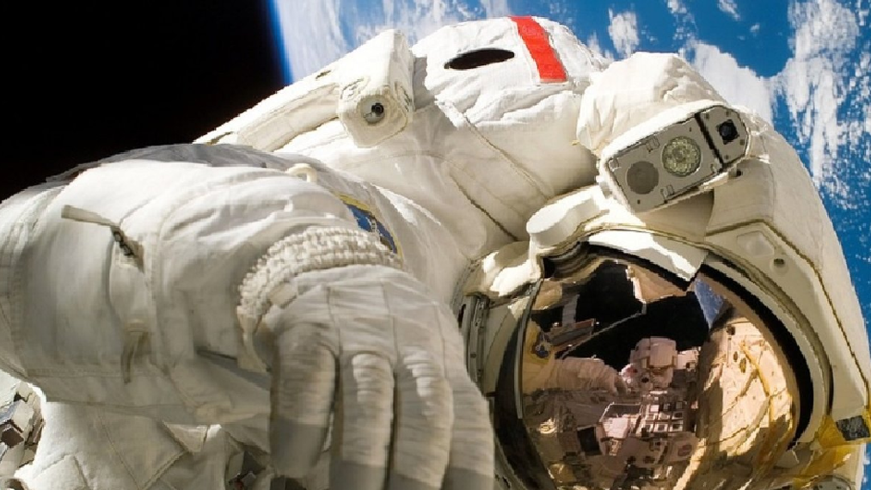 How Much Does an Astronaut Make? Salaries Around the World