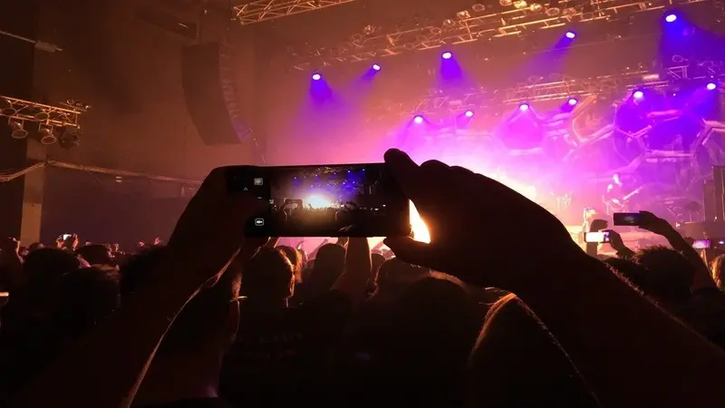 Ticket monopoly is illegal. Historic ruling against Ticketmaster and Live Nation.