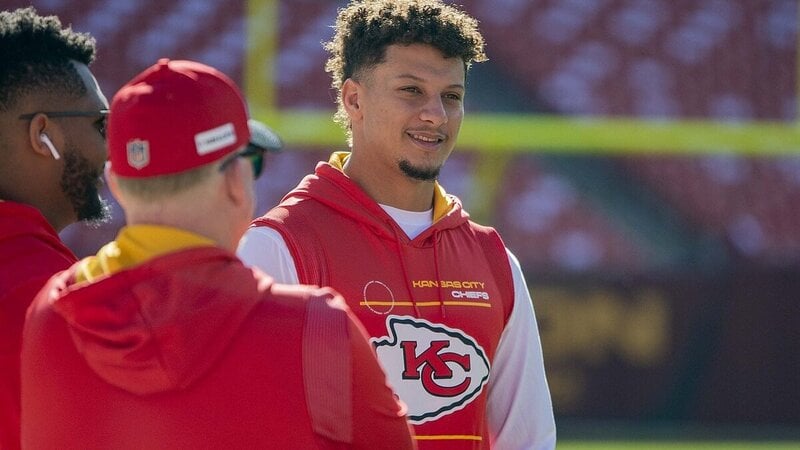 Patrick Mahomes Net Worth in 2026: $160 Million and the $504M Deal That Rewrote the NFL