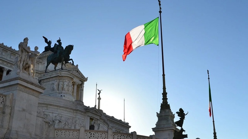 Italy's GDP falls more than expected, fearing recession in early 2024