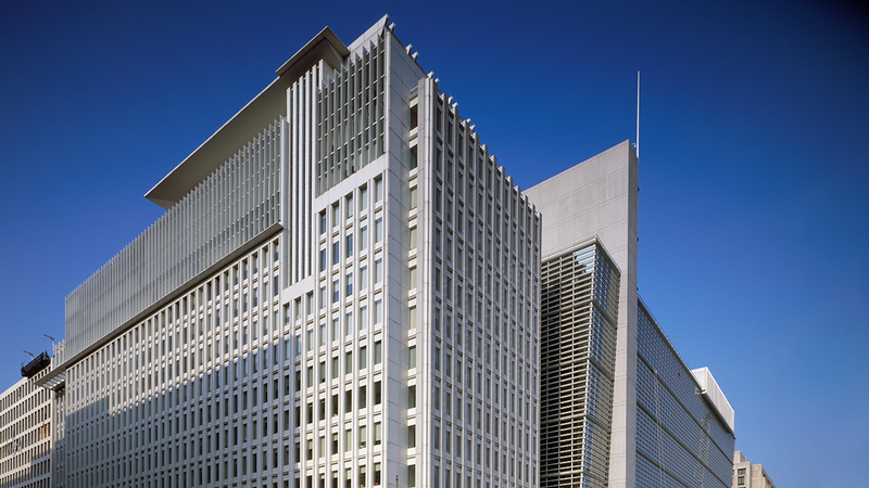 Italy GDP: IMF cuts 2025 growth estimates. The outlook on debt and deficit