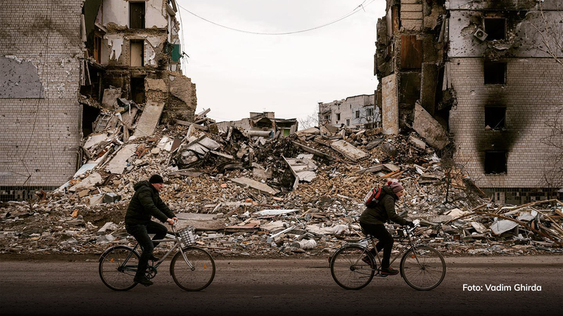 Ukraine civilians forced to join Russia in fake Referendum