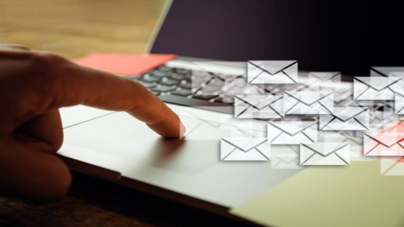 Still managing your inbox by hand? These 6 AI agents will do it for you