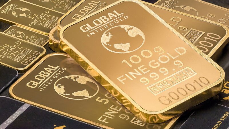 Gold Rebounds Above $4,300 and Wall Street Futures Edge Higher Ahead of the Fed's First Rate Hike in Three Years