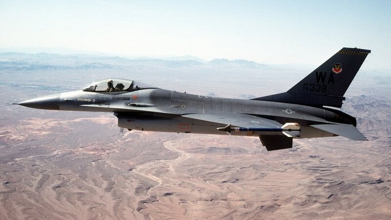 US sends F-16 Jets to Taiwan. Why a Chinese invasion is Out of the Question