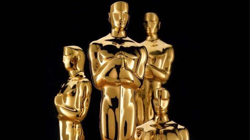 How much is an Oscar statuette worth and what does it represent?