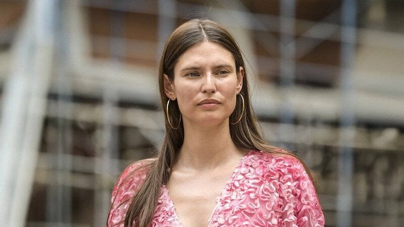 Who is Bianca Balti and how much does she earn?