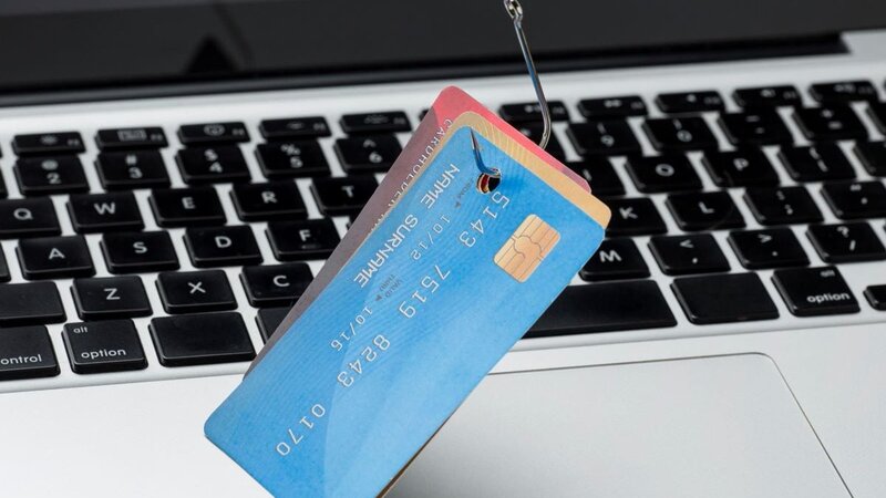 FBI Says Americans Lost a Record $20.9 Billion to Online Scams in 2025 — Here Are the 3 Biggest Threats Now