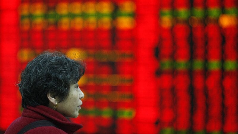 BoE raises interest rates by whopping 0.5%, Asian stocks plummet