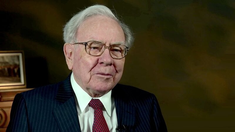 Who is Warren Buffett? Famous Phrases, Quotes and Net Worth